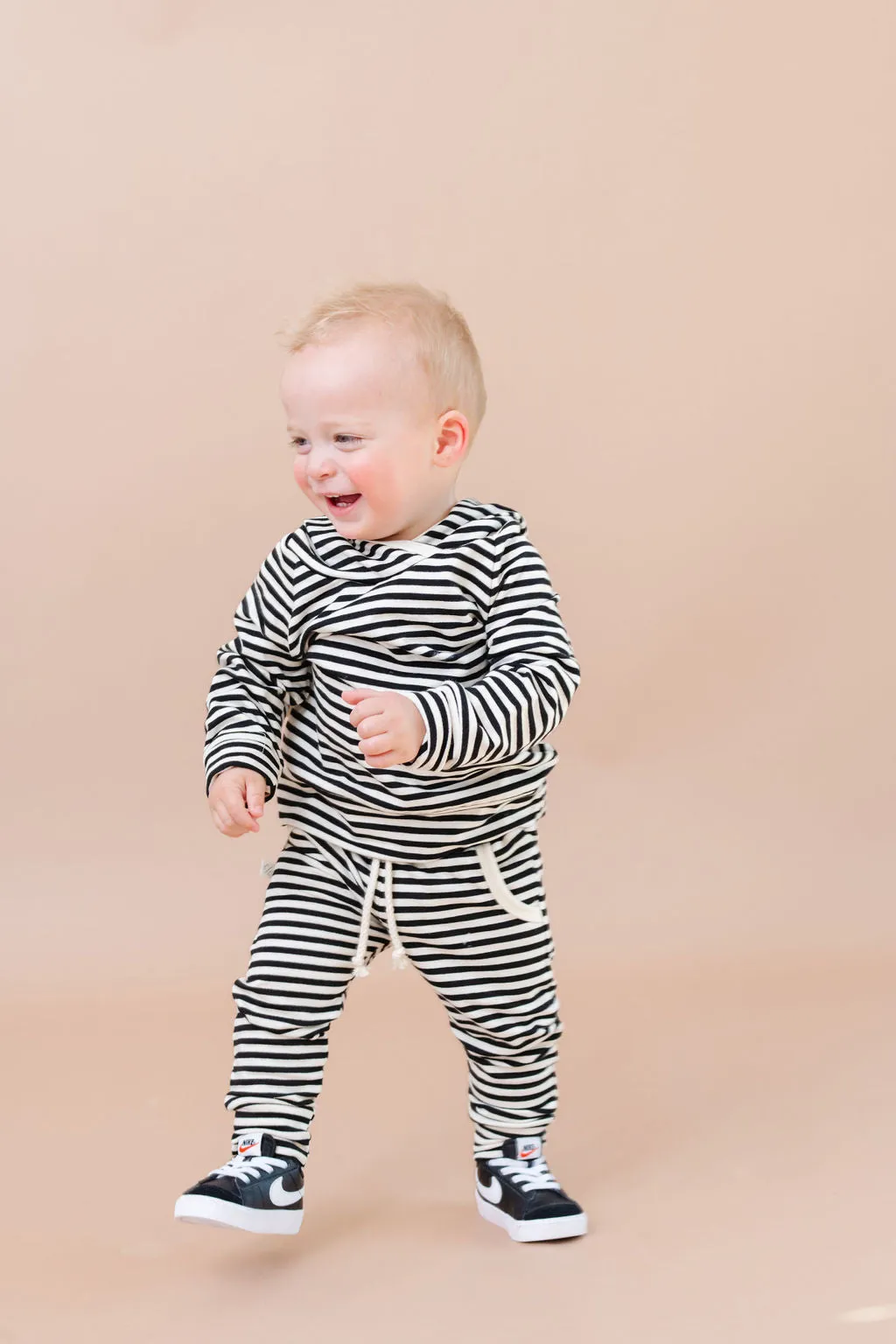 original jogger - black stripe