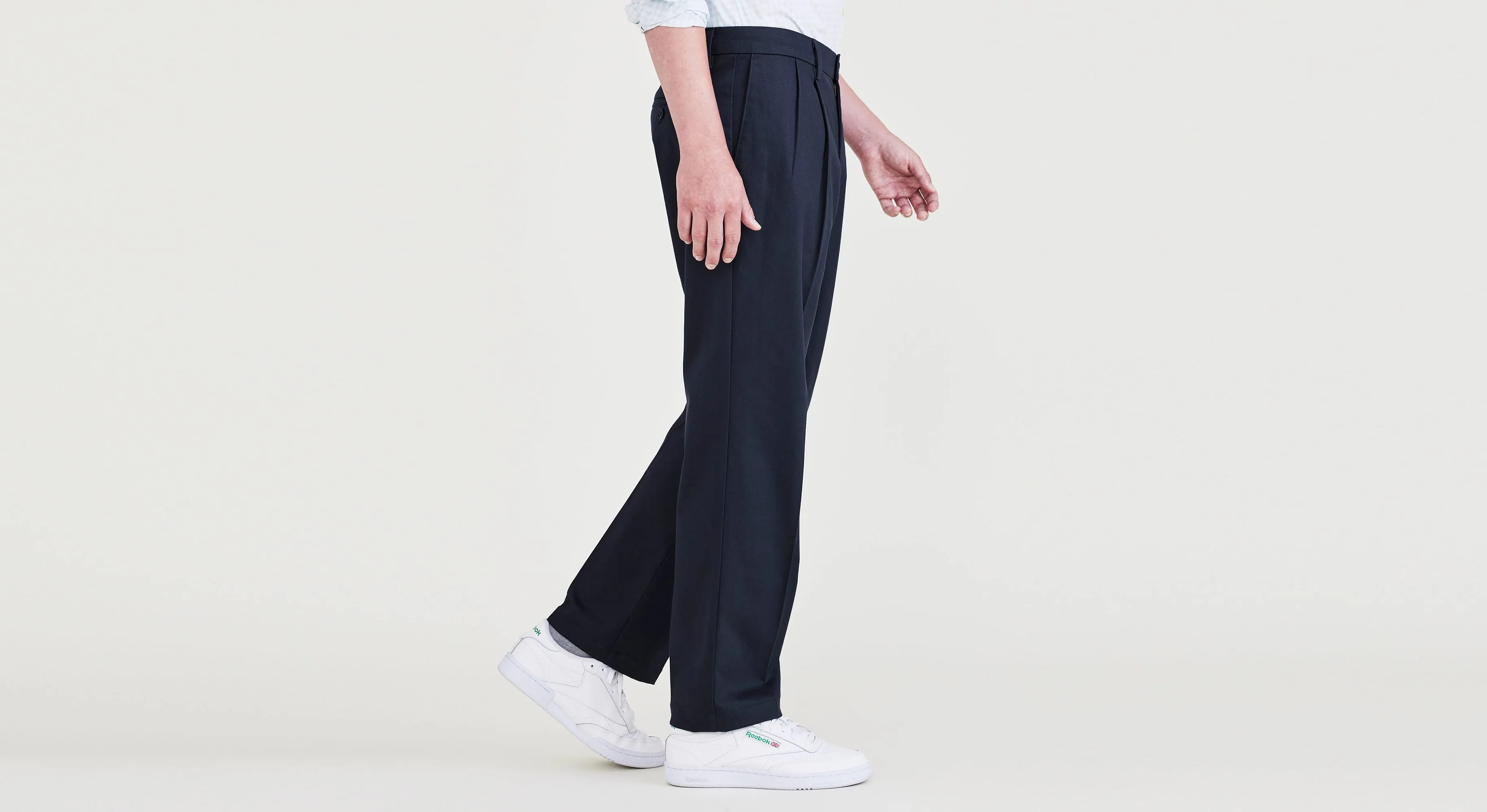 Signature Iron Free Khakis, Pleated, Classic Fit with Stain Defender (Big and Tall)